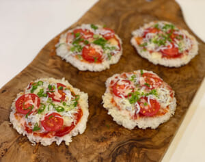 「ライスピザ」に「ご飯ドーナツ」高騰中の小麦粉を“お米”で代用！節約レシピ5選