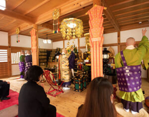 直葬で葬儀をあきらめた人へ…25万円で「遺骨で葬儀」行う神峯山寺の取り組み