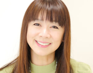 白石まるみが参考にした松田聖子のぶりっこキャラ「内股にすると服がかわいく見えた」