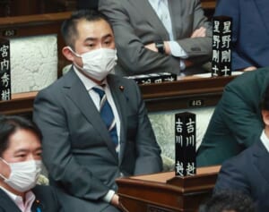 パパ活疑惑の吉川議員　雲隠れのままボーナス286万円ゲットに「税金の万引き」と批判殺到