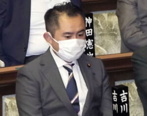“未成年飲酒パパ活”疑惑の吉川赳議員は雲隠れ？「辞職すべき」と国会内外から非難囂々