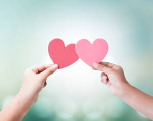 蛙亭イワクラは貢ぎ告白、オズワルド伊藤はヒモ気質…熱愛報道の2人の対照的な恋愛スタンス