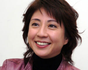 飯星景子　作家父が会見で語っていた統一教会脱会にかける思い「半生をかけても闘う」