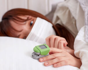 すぐに息切れ、爪が紫色に…自宅療養中の“急変の危険サイン”