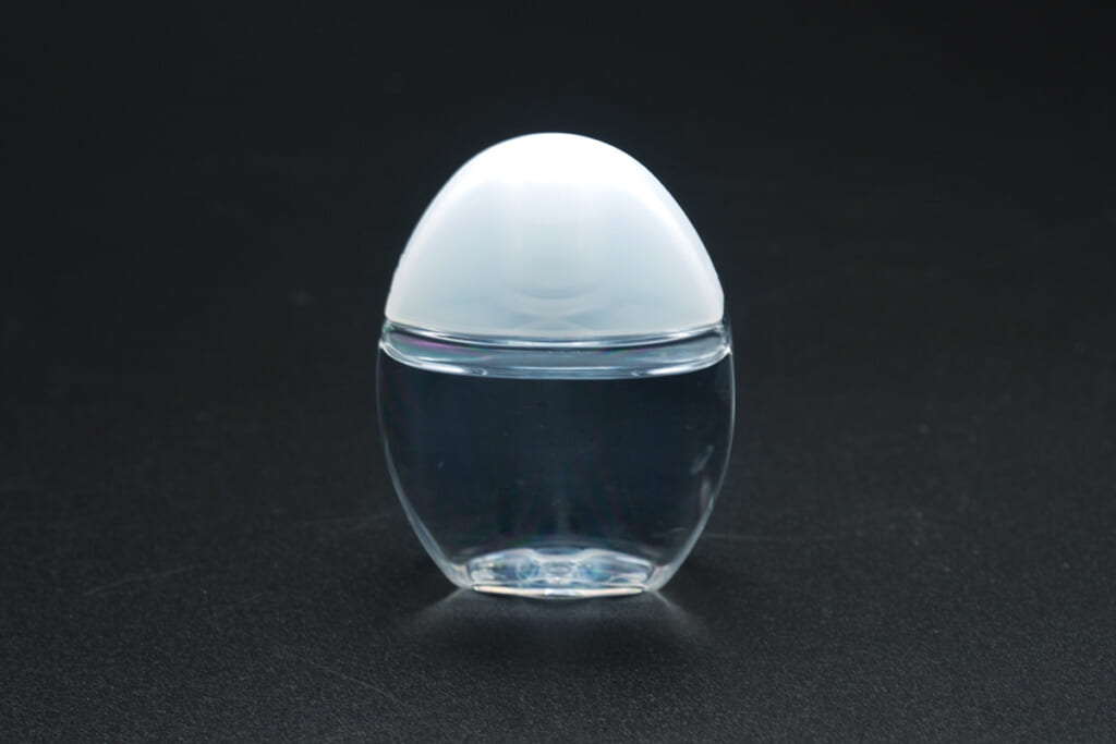 95％の人は正しくさせていない！目薬は「1滴で十分」「パチパチ瞬きはNG」