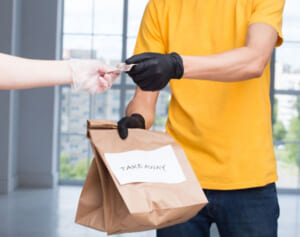 身に覚えないバッグや海産物が“代引き”で届く「送り付け商法」正しい対処法とは？