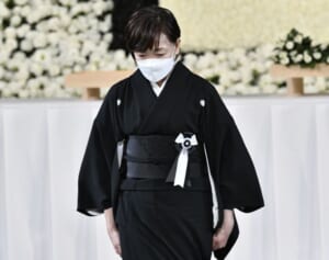 昭恵夫人　経営する居酒屋が10月末で閉店…安倍元首相の故郷・山口県への移住準備か