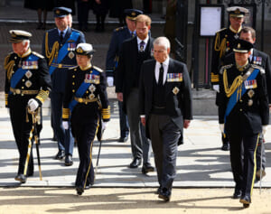 アンドルー王子 兄・チャールズ国王の即位を阻むために“ロビー活動”をしていた