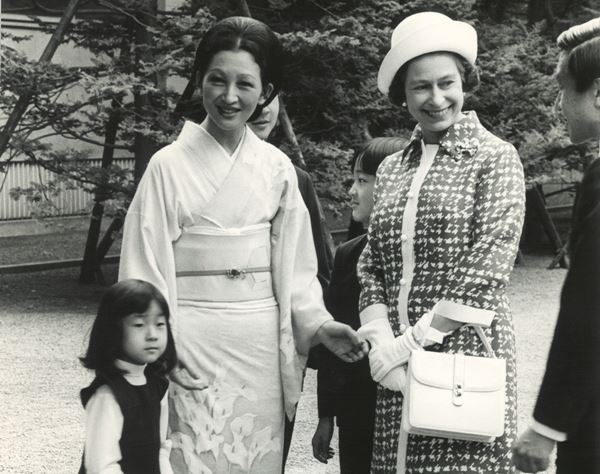 エリザベス女王　ロクロ、新幹線に興味津々！目撃した47年前のたった一度の訪日滞在記