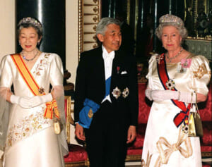 エリザベス女王「命ある限りこの身を捧げる」若き上皇ご夫妻のお心打った25歳のスピーチ