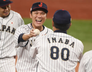 坂本勇人　中絶トラブルでもお咎めなし…“不倫で更迭”された二岡との差に野球ファン激怒