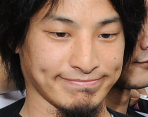 ひろゆき 辺野古座り込み揶揄に広がる失望…統一教会批判で上げた株も大暴落