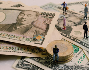 マイカーは手放す！がん保険も解約！円安160円時代に備える家計防衛法5