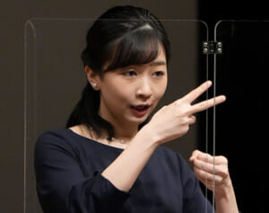 佳子さま 眞子さんご結婚から1年！ご公務ファッション集