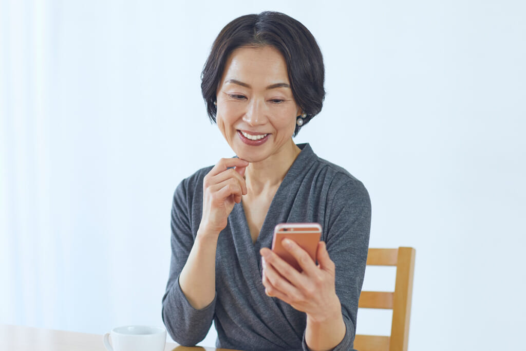 新アプリで他行の振込手数料0円に　ことら送金で仕送りも預け替えも