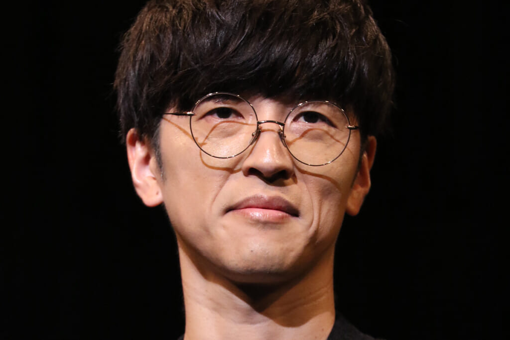 櫻井孝宏“裏切りの10年不倫”に広がる衝撃…『鬼滅』『呪術廻戦』ファンから降板求める声も