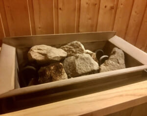 客が総額300万円のサウナに“放尿ロウリュウ”…スタッフが被害告白「ストーブも新調」