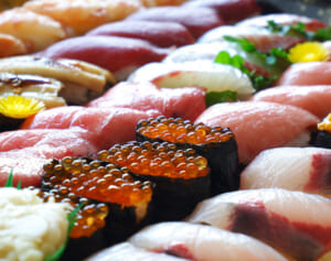 席代だけに11万円入札する人も！超予約困難店の座席オークションサイトの高騰ぶりが賛否