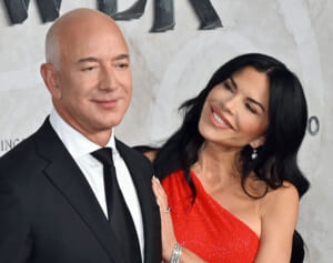 連続14時間勤務、トイレにも自由に行けず……ジェフ・べゾスが家政婦に訴えられる