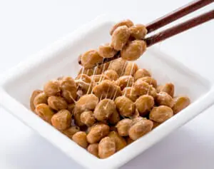 納豆で生理不順、アボカドで下痢……食べ過ぎNGな「健康になる食材」10