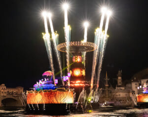 東京ディズニーシー総投資額95億円のド派手ショー本気で見てきた