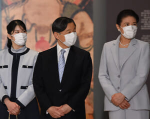 愛子さま　ジョギングに伴走を！お誕生日に示された「24時間陛下を支える」献身愛