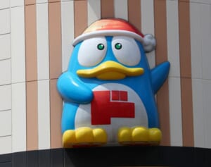 ドン・キホーテ　波紋呼ぶ「ドンペン」交代は「事実」 ネットの反響には「緊急で会議を開き再検討」