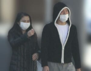 市川團十郎　手つなぎ、闘病中のおそばデート…本誌が見た亡き妻・麻央さんとの夫婦愛