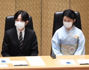 紀子さま実弟「喪中再婚相手」下着ブランド社長が「出張ばかり」で家庭生活の不安