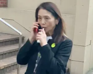 【世界禁煙デー】喫煙率は減少も…近年でも多い“有名人のたばこ姿”目撃　小泉今日子は携帯片手に、豊川悦司はサーフィン中