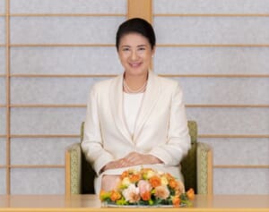 雅子さま　今年はホワイト！誕生日写真で5回お召しのお気に入りカラーは