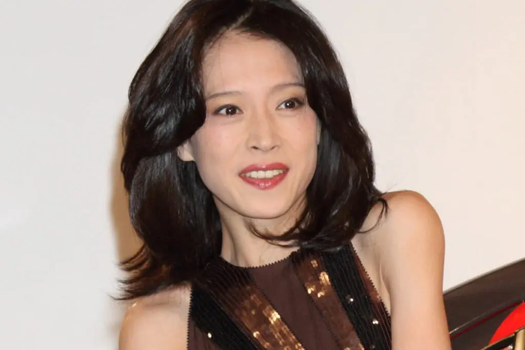 中森明菜 来年の“完全復活”のために「やめたこと」、東京ドーム公演の