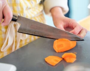 プロに聞く賢い野菜の買い方「切り口が黄色いものほど新鮮」