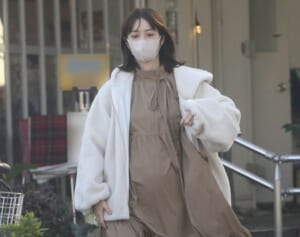 佐々木希「全部妻のおかげ」夫・渡部建が感謝…見捨てなかった献身生活現場
