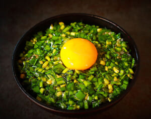 1人前100円以下！「生にら玉ご飯」「限界オムライス」人気料理家が教える“絶品ずぼら飯”