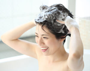 市場を席巻する1000円超えシャンプーが持つ安い商品との決定的な“違い”