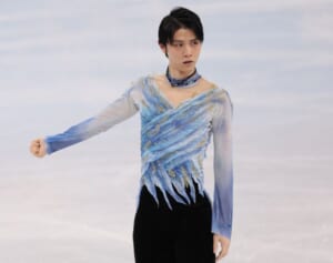 羽生結弦 プロ転向で増えたスーツ姿に見る“紳士服売り場”販売経験した母の愛