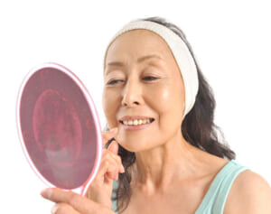 骨を鍛えて顔のしわ・たるみ・ほうれい線を撃退　1分骨トレ美容で若返る