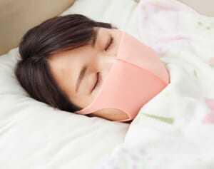 感染の原因に鼻粘膜の冷え…冬の病気防ぐ「レンチン温かマスク」