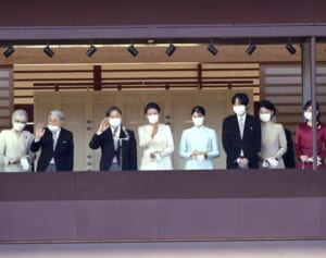 新年一般参賀は当選者の四分の一が欠席…宮内庁が心配する「天皇誕生日一般参賀」の“参加者”