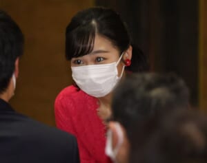 佳子さま「サプライズで魅せる公務を」美智子さまと雅子さまから受け継ぐ“交流の秘訣”