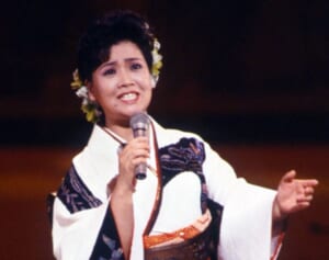 “紅白7回出場”の女性歌手　事務所の税金滞納で「ギャラ差し押さえ」トラブル…コロナ禍で営業仕事ゼロの苦境