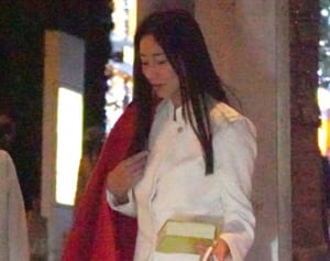 三浦瑠麗「不倫は愛の代替物」広末涼子のW不倫に持論…本誌も目撃していた世間体を気にしない“私生活”