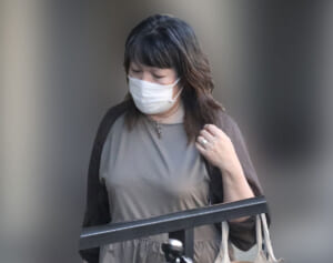 小室佳代さん　別人の写真が週刊誌に“近影”として掲載…渦中の女性は「人違いなんてひどい」