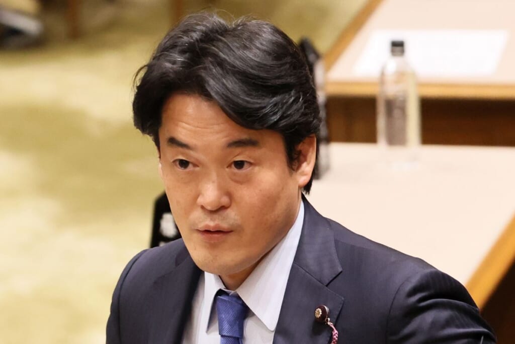「蛮族の行為」「サルがやること」小西洋之議員　発言に批判殺到もマスコミに取材拒否…高市氏への追及で上げた株も台無しに