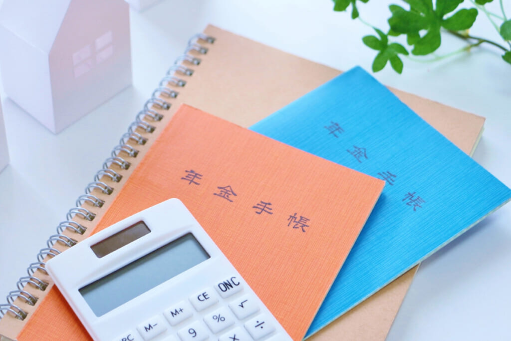 4月ぶんから年金増額も…「価値は激減している」と専門家