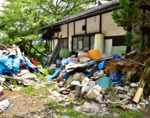 ゴミ屋敷が多い都道府県ランキング！3位は三重県、2位は佐賀県、1位は？