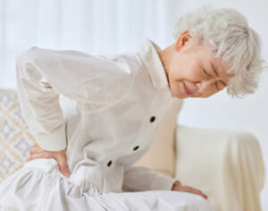 腰痛の理由にお尻のゆるみが？「肛門締め」で体幹を鍛えよう