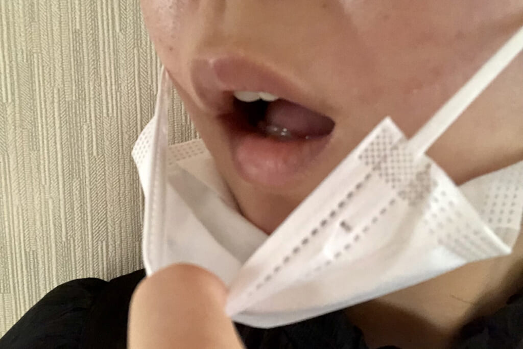 更年期女性が気をつけたい「おばさん口臭」…歯ブラシ1本でできる対策とは