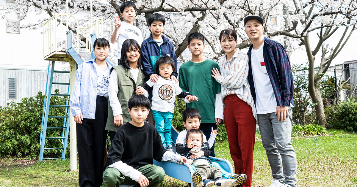 子だくさん11人家族ーー。山本家が日本を救う！ | 女性自身